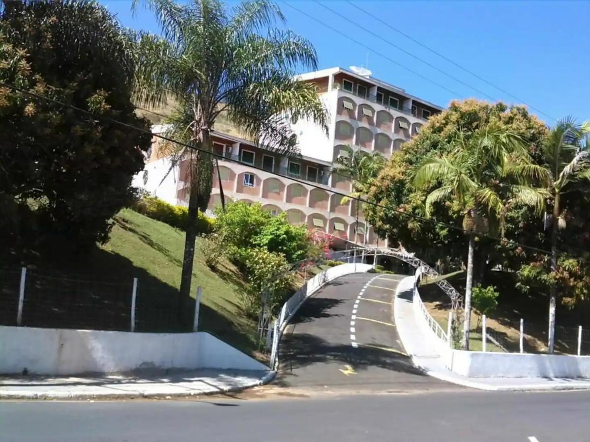 Agradavel Flat - Cavalinho Branco - Aguas De Lindoia Apartment Bagian luar foto